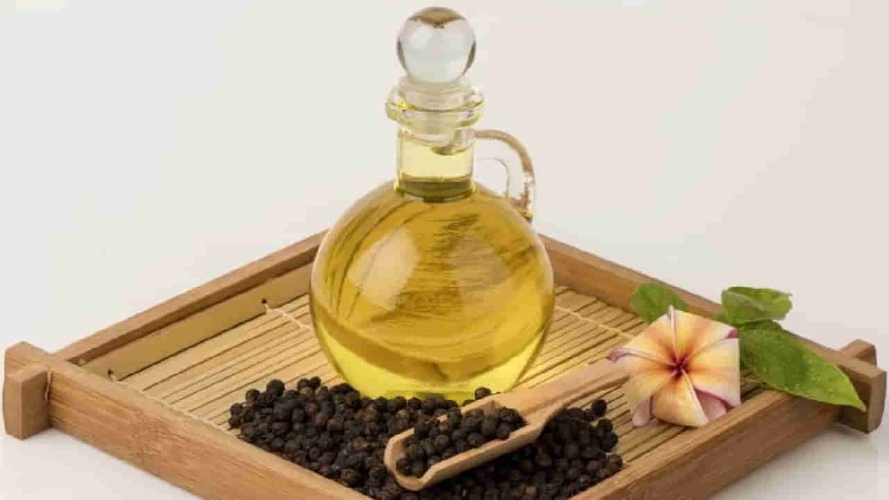 Black Pepper Oil: నల్ల మిరియాలు మాత్రమే కాదు.. నూనె కూడా ఆరోగ్యానికి దివ్యౌషధం.. ఎన్ని లాభాలో తెలుసా..?