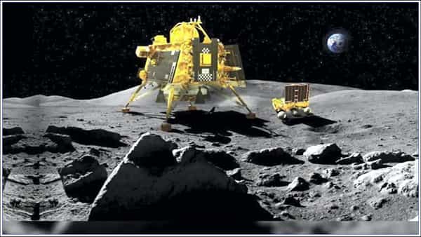 ISRO: చంద్రునిపై ఇస్రో సంచలన ప్రకటన.. కీలక సమాచారాన్ని సేకరించిన రోవర్