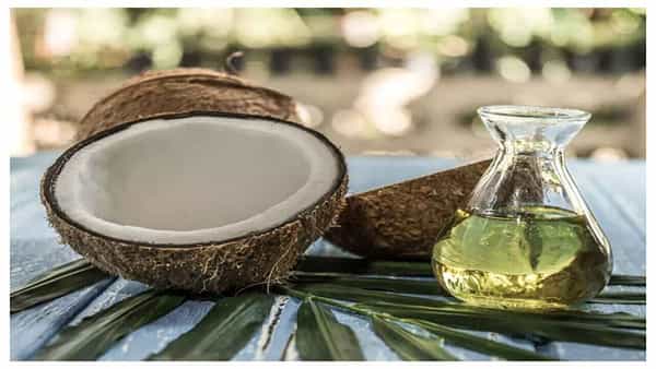 Coconut Oil Benefits: కొబ్బరినూనెతో వంట చేస్తే సూపర్ బెనిఫిట్స్.. తెలిస్తే ఇదే వాడుతారు!!