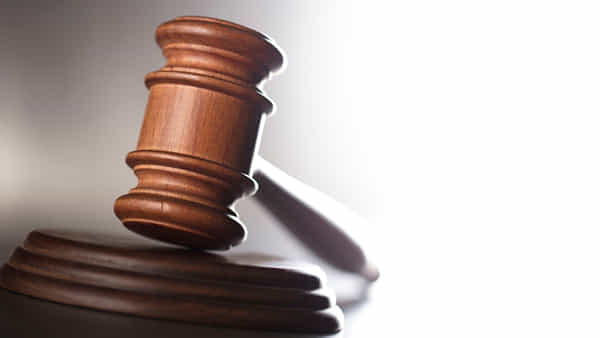 Divorce Case: భర్త నల్లగా ఉన్నాడని వేధించిన భార్య.. విడాకులు కోరిన భర్త.. కోర్టు ఏం చెప్పిందంటే