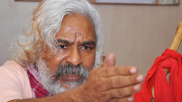 Gaddar: గద్దర్, ఆ ఐపీఎస్ ఆఫీసర్ల బంధం అంత బలమైందా.. ఆసక్తిగా మారిన ట్వీట్