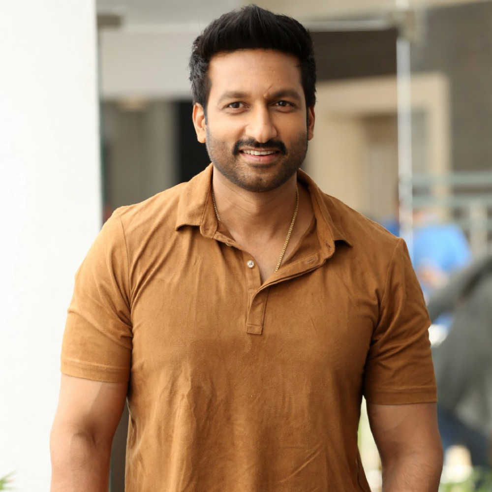 Gopichand: సినీ కెరీర్‌లో 22 ఏళ్లు సక్సెస్‌ఫుల్‌గా కంప్లీట్‌ చేసుకోవడం ఆనందంగా ఉందని అన్నారు హీరో గోపీచంద్‌. ఇదే విషయాన్ని ప్రస్తావిస్తూ సోషల్‌ మీడియాలో పోస్టు పెట్టారు. తన సినిమాల మేకర్స్, సహ నటీనటులు, ఫ్యాన్స్ సహకారాన్ని మర్చిపోలేనని అన్నారు. 