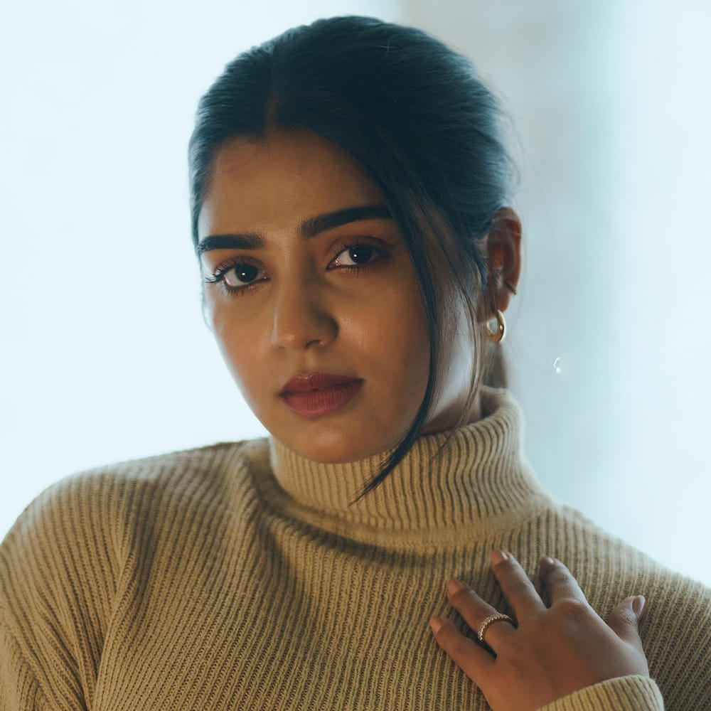 తమిళంలో టీనేజ్‌ అమ్మాయిగా కనిపిస్తూ వచ్చింది గౌరీ జి కిషన్‌. విజయ్‌ తో `మాస్టర్‌` మూవీ, ధనుష్‌తో `కర్ణన్‌`, చిత్రాలు చేసింది.