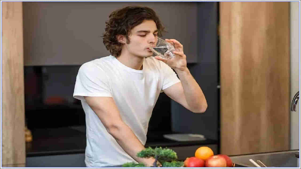 Drinking Water: భోజనం చేసిన వెంటనే నీళ్లు తాగడం సరైనదేనా?