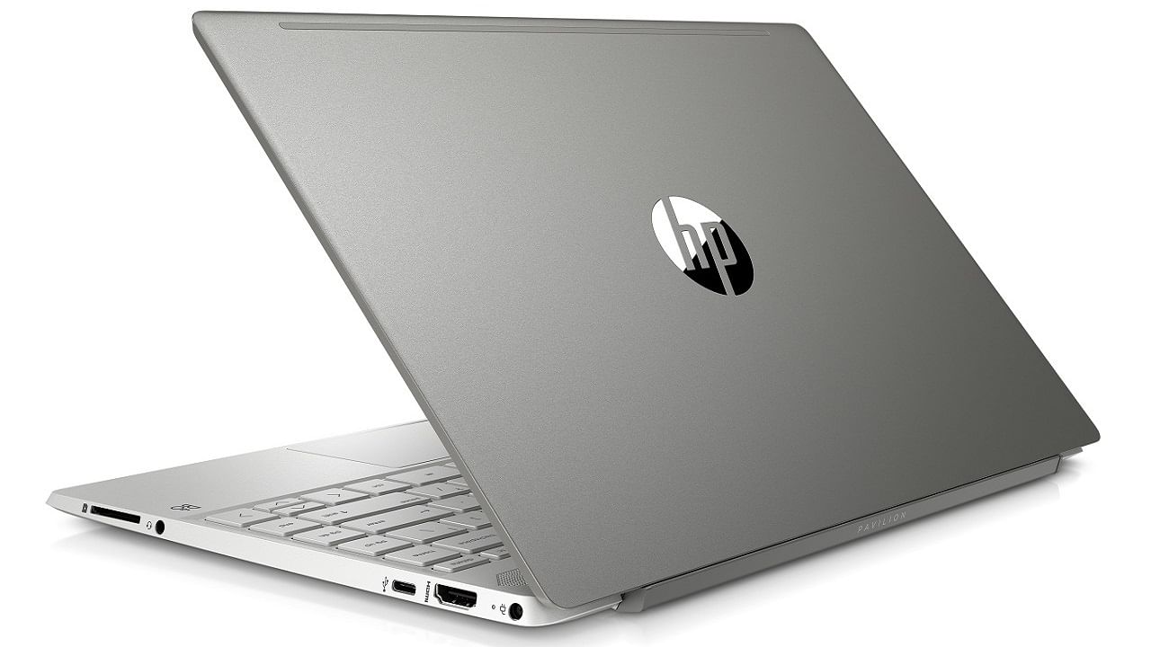 హెచ్‌పీ పెవిలియన్.. ఈ కొత్త ల్యాప్ టాప్ కొనుగోలుపై 5శాతం తగ్గింపును పలు బ్యాంకులు అందిస్తున్నాయి. పాత ల్యాప్ టాప్ ఎక్స్ చేంజ్ చేస్తే రూ. 3000 వరకూ తగ్గింపు లభిస్తుంది. స్పెసిఫికేషన్ల విషయానికి వస్తే 14 అంగుళాల ఫుల్ హెచ్ డీ డిస్ ప్లే ఉంటుంది. 16జీబీ ర్యామ్, 1 టీబీ ఇంటర్నల్ మెమరీ ఉంటుంది.బిల్ట్ అలెక్సా, ఇంటెల్ ఐరిస్ ఎక్స్ఈ గ్రాఫిక్స్ వంటివి ఉంటాయి. దీని ధర అమెజాన్ లో 84,999గా ఉంది. 