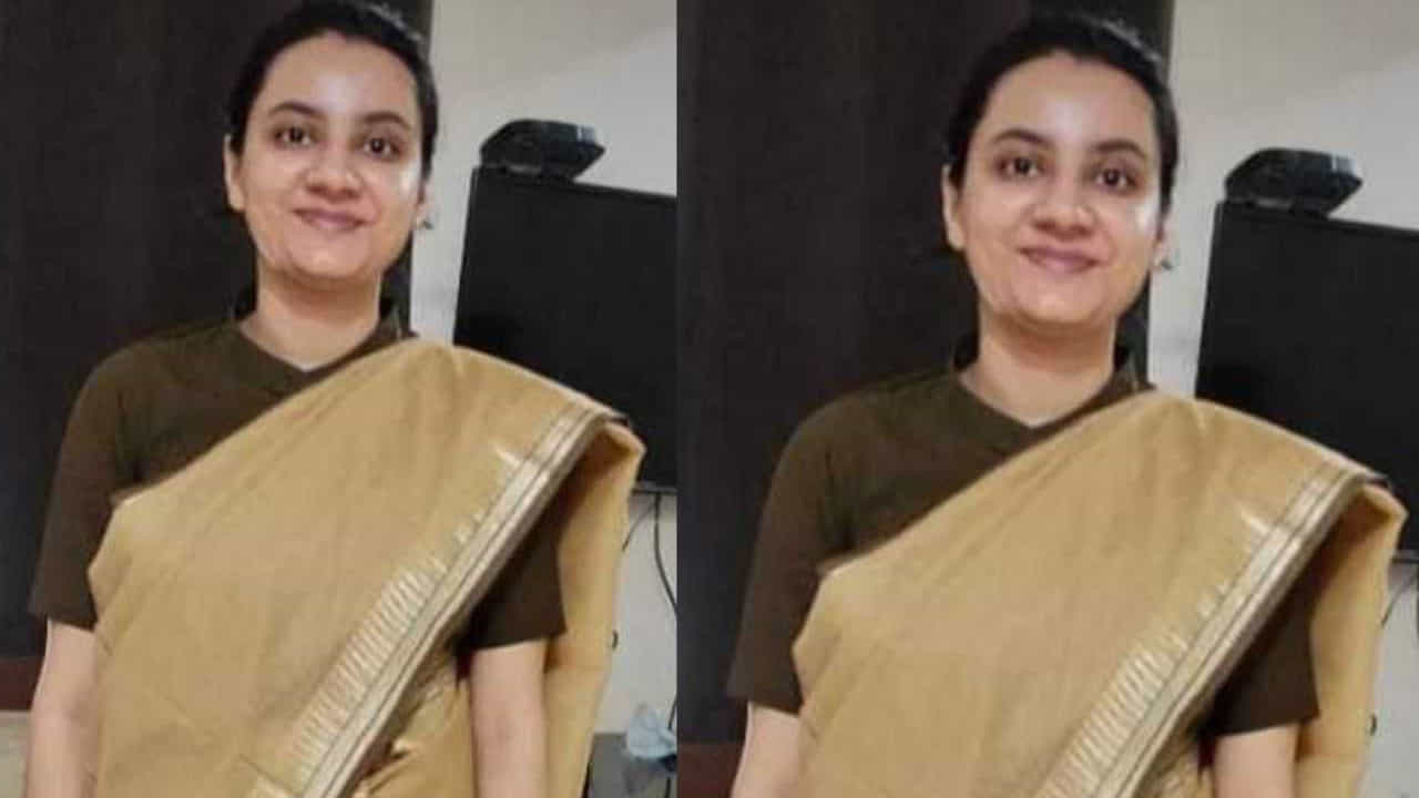 యుపిఎస్సి పరీక్షలో ఉత్తీర్ణత సాధించడానికి దీక్షితా చిట్కాలు ఇచ్చారు. ఓటమికి ఎప్పుడూ భయపడకూడదని అన్నారు. UPSCని ఛేదించడానికి ఏకాగ్రతను మిస్ కావద్దు. ఎన్సిఇఆర్టి పుస్తకాల నుండి నోట్స్ సిద్ధం చేసుకోండి.