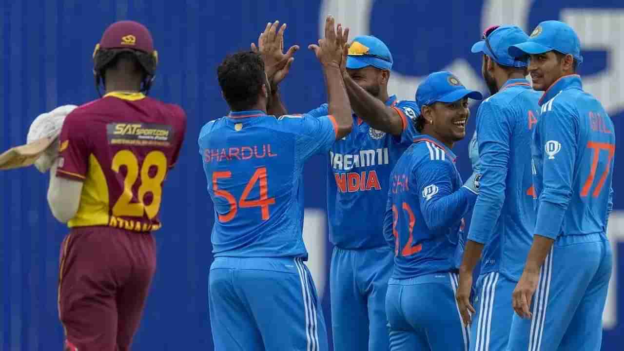 IND vs WI: కొంపముంచిన బౌలర్లు.. భారత్, వెస్టిండీస్‌ జట్లకు ఫైన్.. తొలి టీ20 మ్యాచ్‌లో అలా ఆడినందుకే..!