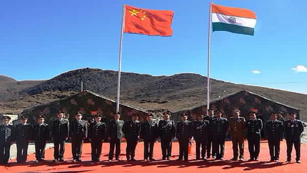 India-China Army: నేడు భారత్ డ్రాగన్తో 19వ దఫా చర్చలు.. సరిహద్దు వద్ద భారీగా సైనికుల మోహరింపు.. సమస్యలు కొలిక్కి వచ్చేనా..