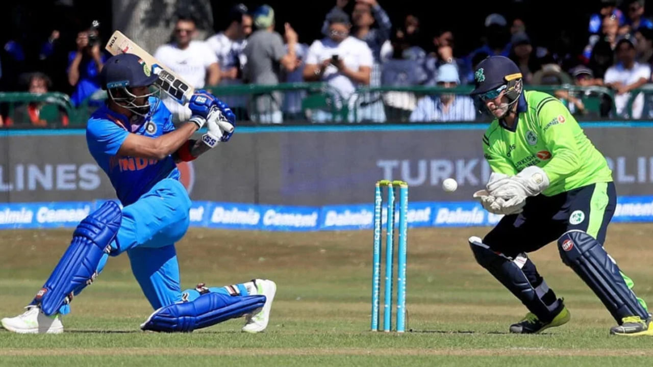 IND vs IRE, T20I: ఆగస్టు 18 నుంచి జరిగే 3 మ్యాచ్‌ల టీ20 సిరీస్‌ కోసం భారత్, ఐర్లాండ్ జట్లు సిద్ధమయ్యాయి. డబ్లిన్‌లోని ది విలేజ్ మైదానంలో ఇరు జట్ల మధ్య తొలి టీ20 మ్యాచ్ జరగనుంది. 