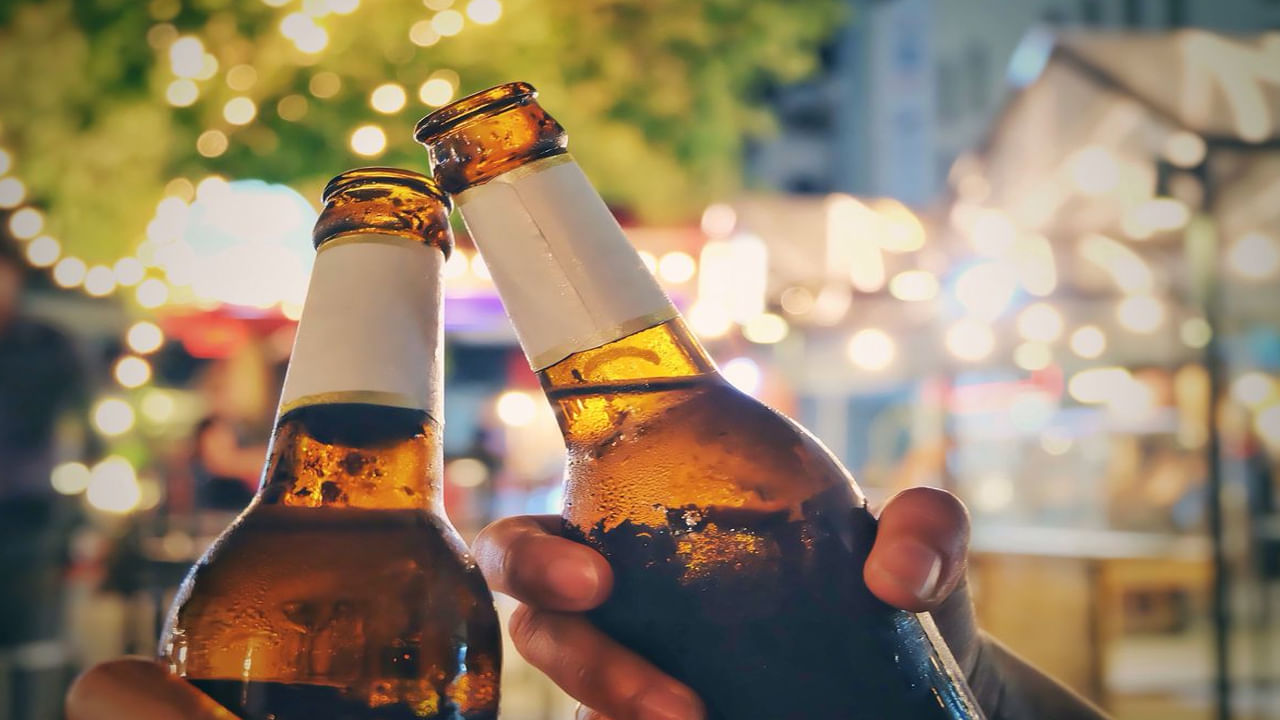 International Beer Day: ప్రపంచ బీర్ దినోత్సవం.. స్పెషల్ ఏంటో తెలిస్తే ఎగిరి గంతేస్తారు మందుబాబులు..