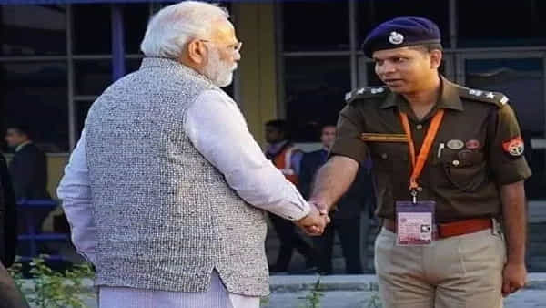 13 ఏళ్ల సర్వీసులో 21 సార్లు బదిలీ అయిన ఐపీఎస్.. ఆ అధికారి ఎవరు..? అతను చేసిన తప్పేంటి..?