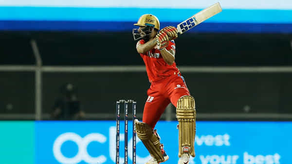 IND vs IRE: టీమిండియాలోకి ఎంట్రీ ఇచ్చిన ధోని జిరాక్స్ ప్లేయర్.. కొడితే బాల్ హెలికాప్టర్లా ఉరుకుడే..
