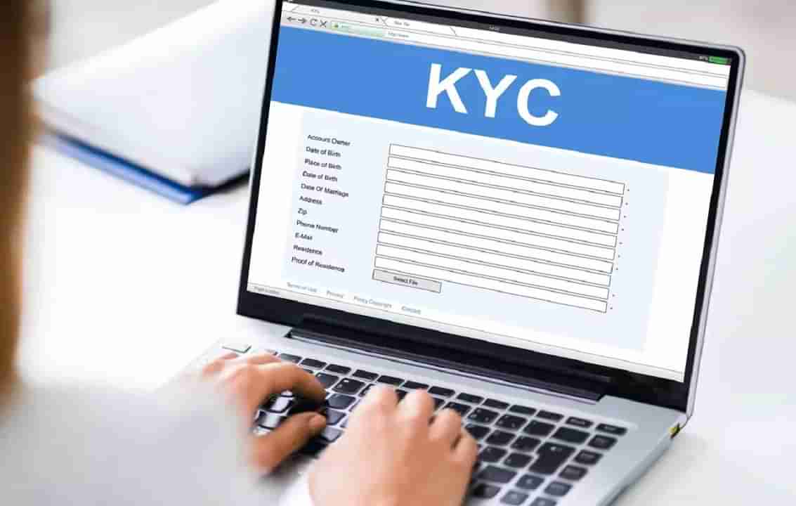 KYC Update: కేవైసీ అప్ డేట్ చేయకపోతే అకౌంట్ నిలిచిపోతుందా? అసలు కేవైసీ అంటే ఏమిటి? దానికెందుకు అంత ప్రాధాన్యం? పూర్తి వివరాలు..