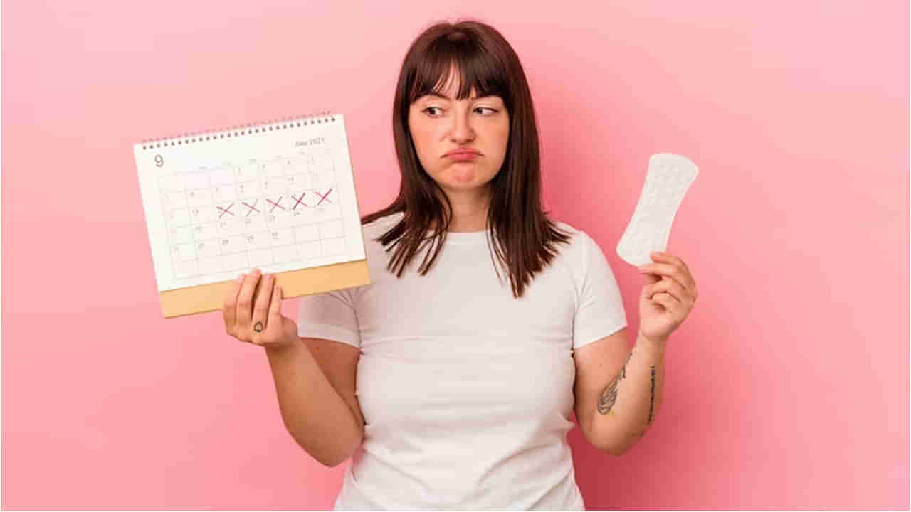 Menstrual Problems: రుతుక్రమంలో వచ్చే సమస్యలతో బాధపడుతున్నారా? గులాబీలతో ఇలా చేయండి!!