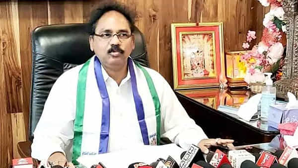 Andhra Pradesh: ఆ ఎమ్మెల్యేకి ఇక జైలేనా? అప్పీల్కు వెళ్తానన్న ఎమ్మెల్యే.. ఆస్తికరంగా విశాఖ రాజకీయాలు..!