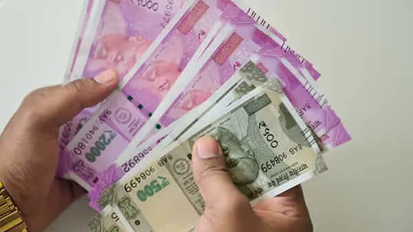 Minimum Balance in Banks: అమ్మ బాబోయ్.. మినిమమ్ బ్యాలెన్స్ పేరుతో ఇన్ని కోట్లు వసూలు చేశారా? బ్యాంకుల లెక్కలు తెలిస్తే గుడ్లు తేలేస్తారు..