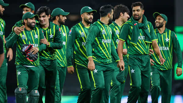 IND Vs PAK: ఆ పాక్ బౌలరే టీమిండియా టార్గెట్.. కొడితే దెబ్బకు బాక్స్ బద్దలవ్వాల్సిందే.!