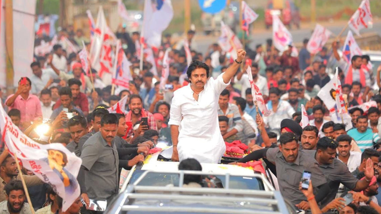 Pawan Kalyan: విశాఖలో కొనసాగుతున్న వారాహి యాత్ర.. నేడు సాయంత్రం గాజువాకలో భారీ బహిరంగ సభ