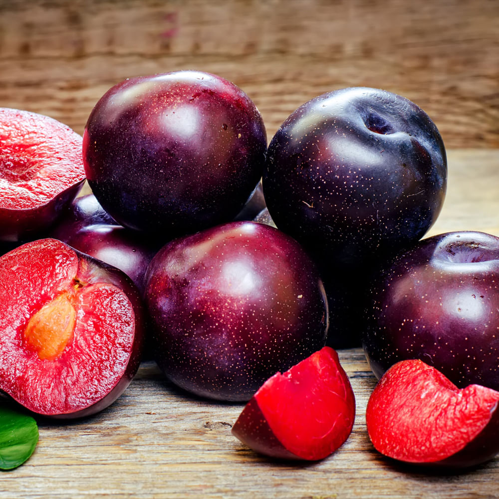 వర్షాకాలంలో అల్ బుకరా పండ్లు విరివిరిగా లభిస్తాయి. ఈ పండ్లను తినడం వల్ల శరీరంలో రోగ నిరోధక శక్తి పెరిగి వాతావరణ మార్పుల కారణంగా వచ్చే అనారోగ్య సమస్యల బారిన పడకుండా కాపాడుతుంది. మన శరీరంలో ఉండే విష పదార్దాలను బయటకు పంపించడంలో ఈ పండ్లు ఉపయోగపడతాయి.