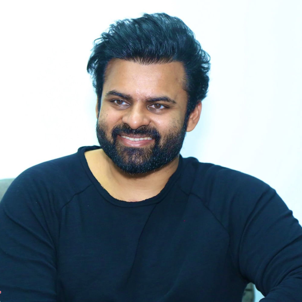 Sai dharam tej: 'బ్రో' సినిమా విజయయాత్రలో పాల్గొంటున్నారు హీరో సాయిధరమ్‌తేజ్‌. ఈ యాత్రలో భాగంగా ఆయన విజయవాడ కనక దుర్గమ్మ ఆలయాన్ని సందర్శించారు. పవన్‌ కల్యాణ్‌, సాయిధరమ్‌తేజ్‌ నటించిన సినిమా 'బ్రో'. ఈ చిత్రం ఫన్నీ టీజర్‌ ప్రేక్షకులను ఆకట్టుకుంటోంది. 