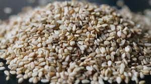 Sesame Home Remedies: రోజూ ఒక్క స్ఫూన్ నువ్వులు తింటే.. ఎన్ని ప్రయోజనాలో తెలిస్తే మైండ్ బ్లాకే!!