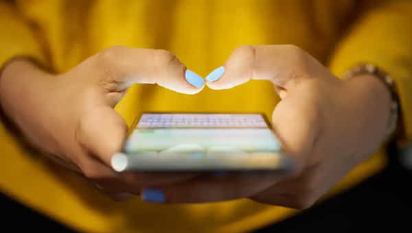 Social Media: సోషల్ మీడియాలో ఏది పడితే అది పోస్ట్ చేస్తున్నారా.? మూల్యం చెల్లించాల్సిందే..