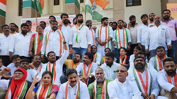 Telangana: కాంగ్రెస్లో బీసీ నాయకుల అసంతృప్తి..! సామాజిక న్యాయం జరగట్లేదని ఆరోపణ..! వివరాలివే..