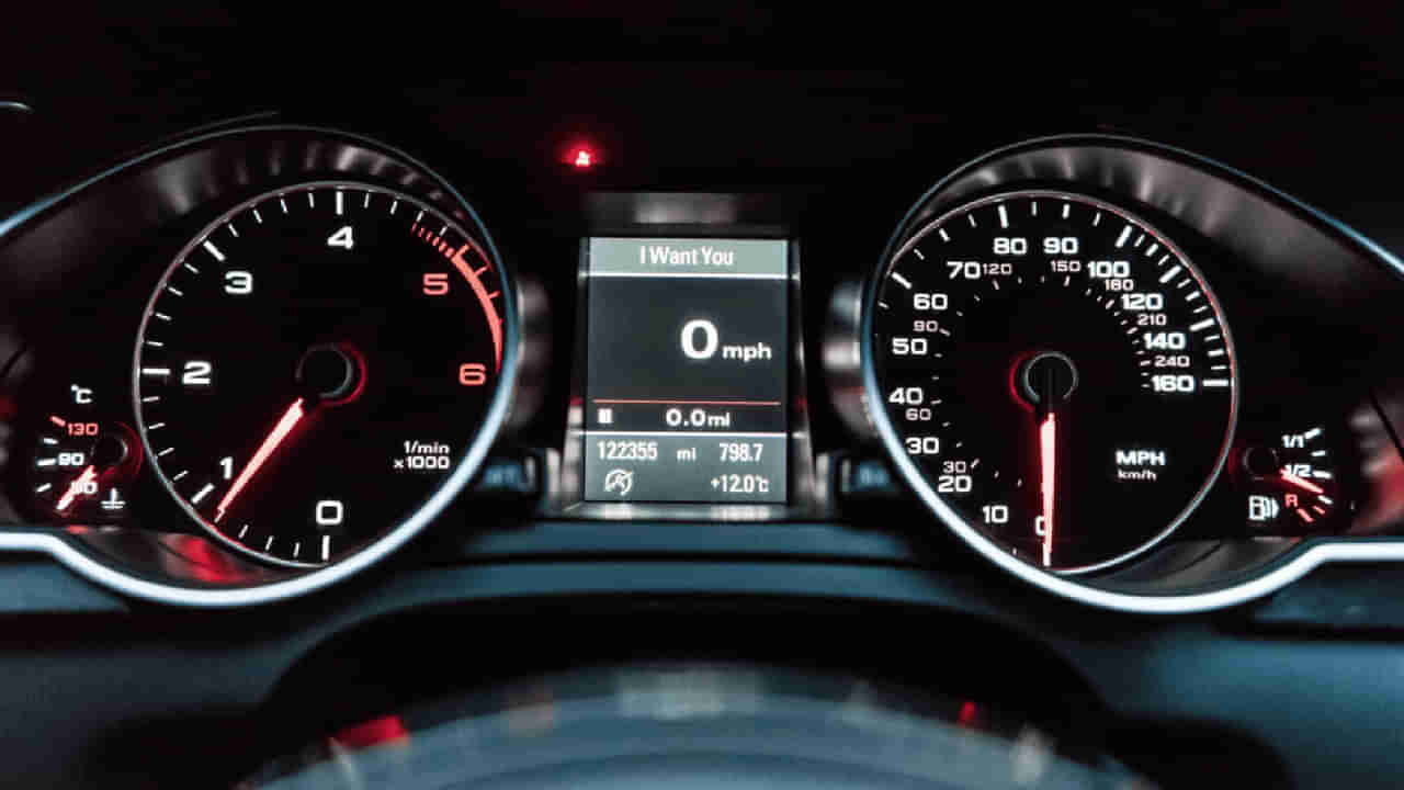 Car Mileage Tips: మీ కారు మైలేజ్ ఆకస్మాత్తుగా పడిపోయిందా? ఇలా చేస్తే ఈజీగా మైలేజీ పెరుగుతుంది..