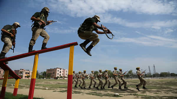 TS Police Training: తెలంగాణ కానిస్టేబుల్ కొలువులకు అక్టోబర్లో శిక్షణ.. 28 కేంద్రాల్లో ఏర్పాట్లు