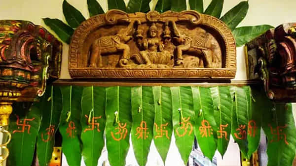 Vastu Tips: గుమ్మానికి మామిడి తోరణాలు కట్టడం విజయానికి మాత్రమే కాదు.. సైంటిఫిక్ రీజన్ కూడా ఉందని తెలుసా..