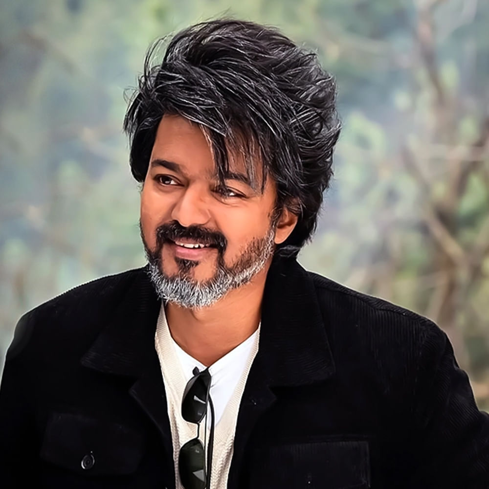 ఇంతకీ వాళ్లేం చేశారు? దళపతి ఏం చేయబోతున్నారు? సస్పెన్స్ ఎందుకు అంటారా? అయితే వచ్చేయండి... డీటైల్స్ చెప్పేసుకుందాం.ప్రస్తుతం లోకేష్ కనగరాజ్ డైరక్షన్లో లియో చేస్తున్నారు దళపతి విజయ్. షూటింగ్ పార్ట్ కంప్లీట్ అయింది.