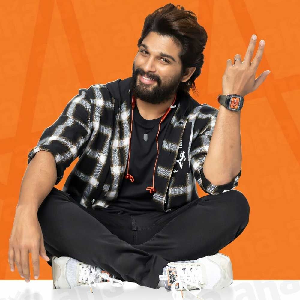 డేట్స్ విషయంలో ఎక్కడా ఏ చిన్న ప్రాబ్లమ్ కూడా రాకుండా జాగ్రత్త పడుతున్నారు. మరి అలాంటి మేనేజింగ్ స్టార్స్ ఎవరో చూసేద్దామా..? ఈ పాట బన్నీ ఒక్కరే కాదు.. మిగిలిన హీరోలందరూ పాడుకుంటున్నారు.