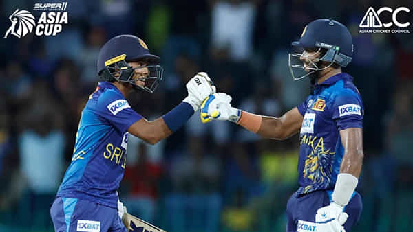 SL vs BAN: ప్రత్యర్థి బౌలర్లపై విజృంభించ సమర విక్రమ.. బంగ్లాదేశ్ ముందు భారీ లక్ష్యం.. చేధించకుంటే ఇంటికే..
