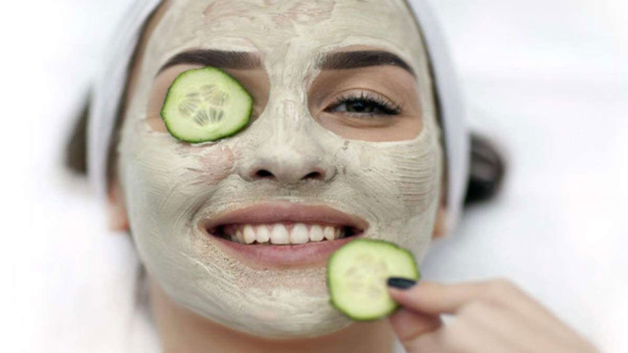 Best Face Packs for Oily Skin: ఈ ఫేస్ ఫ్యాక్స్ వాడారంటే మీ ముఖం చందమామలా మెరిసిపోతుంది.. ఎలా తయారు చేసుకోవాలంటే..