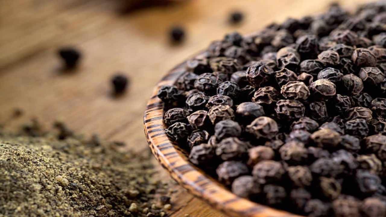 Black Pepper Removes Depression: డిప్రెషన్ ను దూరం చేసే మిరియాలు.. ఇలా వాడండి!