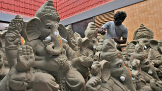 Gomaya Ganapati Idols: ఇంటింటికి ఉచితంగా గోమయ గణపతి విగ్రహాలు పంపిణీ చేయనున్న మంత్రి కోడలు.. ఏయే తేదీల్లోనంటే