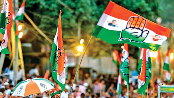 Telangana: టీ కాంగ్రెస్కు కొత్త కష్టాలు.. టాగూర్ పోయి ఠాక్రే వచ్చిన సెట్ అవ్వడం లేదా ?