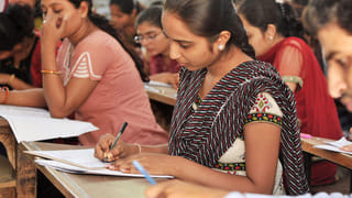 అదిలాబాద్ రైతన్నల ‘పోలాల అమావాస్య’.. ఆదివాసీ గూడాల్లో అంబరంగ కాడెద్దుల వేడుక..