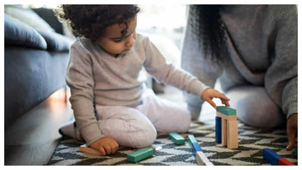 Children Sitting Position: మీ పిల్లలు ఇలా కూర్చుంటున్నారా! అయితే జాగ్రత్త.. నిజాలు తెలుసుకోండి!