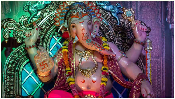 Ganesh Chathurthi: దేశంలోనే విశిష్టమైన గణపతి ఆలయాలు ఇవే.. వాటి ప్రత్యేకతలు ఏంటో తెలుసా..?