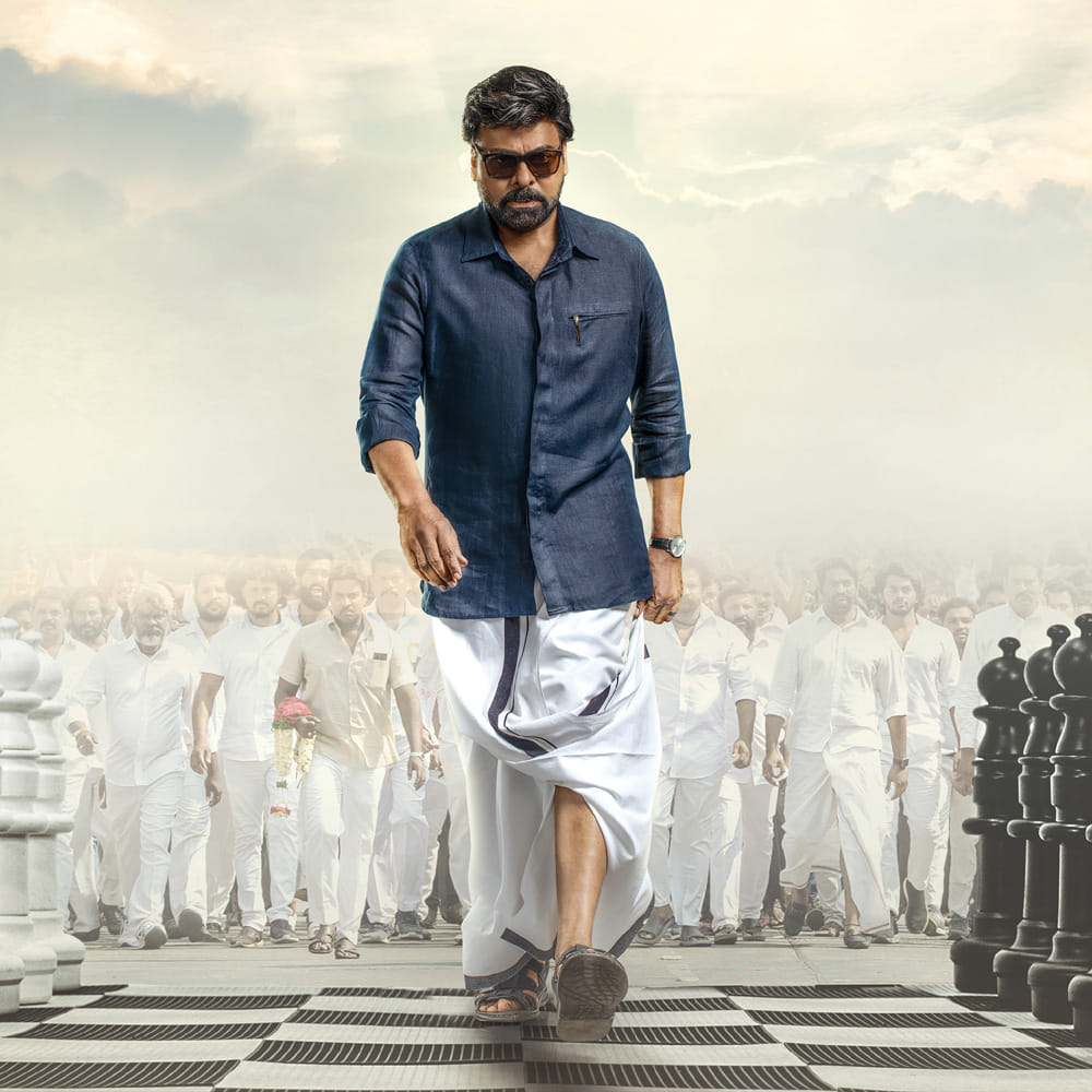 యంగ్ హీరోలు మాత్రమే కాదు చిరంజీవి లాంటి సీనియర్‌ స్టార్స్‌ కూడా నెగెటివ్‌ షేడ్స్ ఉన్న హీరోయిజాన్నే  చూపిస్తున్నారు. గ్యాంగ్‌ స్టర్‌, స్మగ్లర్‌ క్యారెక్టర్స్‌తో కనిపించి ఆకట్టుకున్నారు మెగాస్టార్‌.
