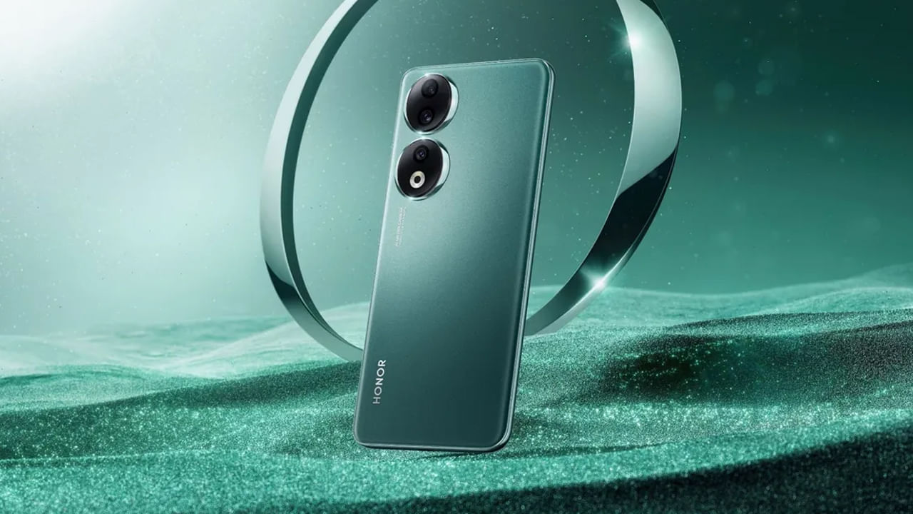  ఈ స్మార్ట్‌ ఫోన్‌లో స్నాప్‌ డ్రాగన్‌ 7 జెన్‌ 1 ఎస్వోసీ చిప్‌సెట్‌ను అందించారు. 16 జీబీ ర్యామ్‌, 512 జీబీ స్టోరేజ్‌తో ఈ ఫోన్‌ను తీసుకొచ్చారు. బ్యాటరీ విషయానికొస్తే ఇందులో 66 వాట్స్‌ వైర్డ్‌ ఫాస్ట్‌ ఛార్జింగ్‌కు సపోర్ట్‌ చేసే 5000 ఎమ్‌ఏహెచ్‌ బ్యాటరీ అందించారు. 