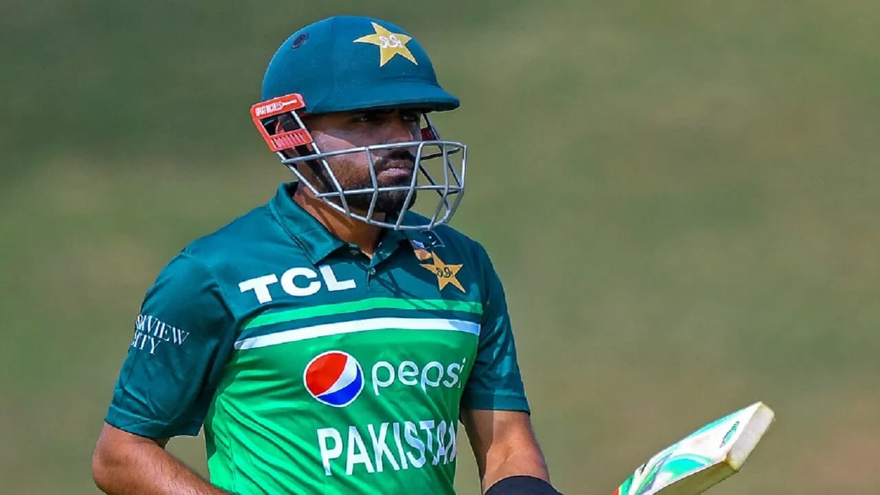 ఇంతకుముందు, ప్రపంచ కప్ 2023లో భారత్-పాకిస్థాన్ మ్యాచ్ అక్టోబర్ 15న జరగాల్సి ఉంది. ఆ తర్వాత మ్యాచ్ ఒకరోజు ముందుగానే అక్టోబర్ 14కి మార్చారు.