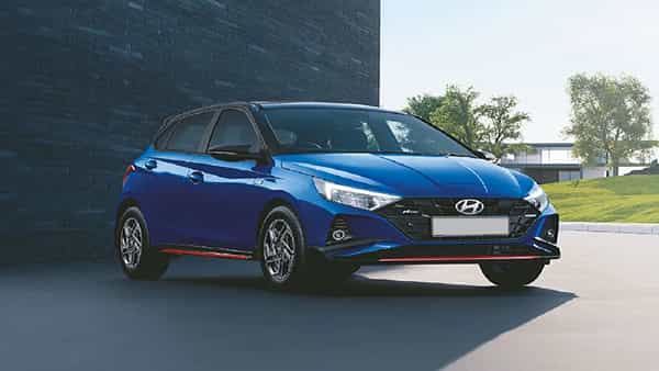 Hyundai I-20: ఐ 20 నయా వెర్షన్ రిలీజ్ చేసిన హ్యూందాయ్.. ఫీచర్లు, ధర తెలిస్తే షాక్..