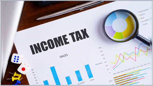 ITR Filing: ఐటీఆర్లో ఈ సమాచారం దాస్తున్నారా? రూ.10 లక్షల జరిమానా చెల్లించాల్సిందే!