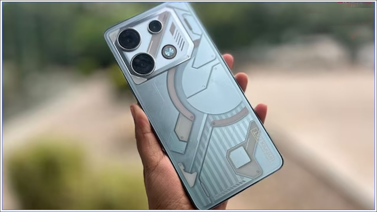 Infinix GT10 Pro కొన్ని రోజుల క్రితం భారతీయ మార్కెట్లో అందుబాటులోకి వచ్చింది. దీన్ని చౌకైన గేమింగ్ స్మార్ట్‌ఫోన్ అని పిలువొచ్చు. ఫ్లిప్‌కార్ట్‌లో ఈ ఫోన్ సేల్ మళ్లీ ప్రారంభమవుతుంది. మీరు గేమ్‌లు ఆడటానికి ఇష్టపడితే, మీ బడ్జెట్ తక్కువగా ఉంటే మీరు Infinix GT10 Proని కొనుగోలు చేయవచ్చు. ఈ ఫోన్‌లో MediaTek Dimension 8050 ప్రాసెసర్ మరియు 108-మెగాపిక్సెల్ కెమెరా ఉన్నాయి. అయితే ఈ ఫోన్‌ను కొనుగోలు చేసేందుకు పెద్దగా డబ్బు చెల్లించాల్సిన అవసరం లేదు. మీకు భారీ తగ్గింపు లభిస్తుంది. 