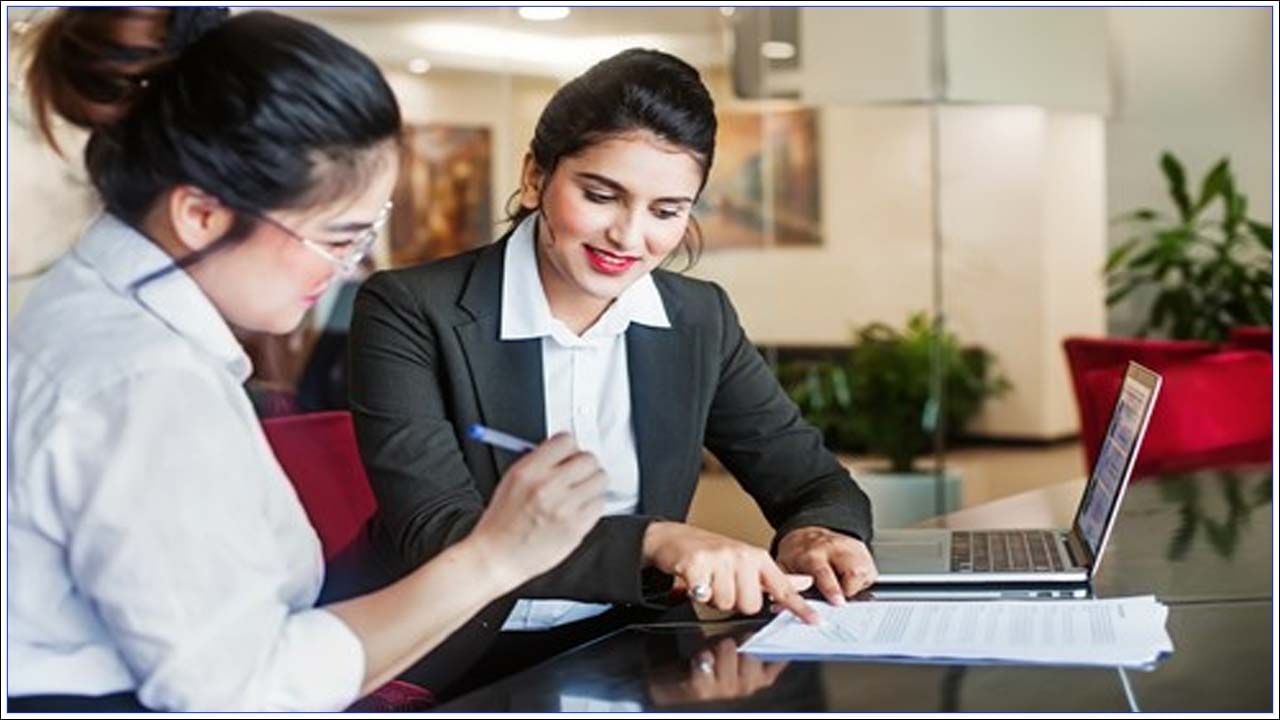 Insurance For Housewives: భర్త ఆదాయ ధృవీకరణ పత్రం లేకుండా గృహిణులు బీమా పాలసీని పొందవచ్చా?