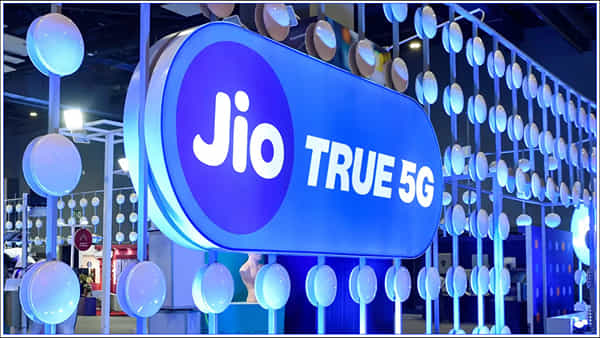 Reliance Jio: జియో కస్టమర్లకు గుడ్న్యూస్.. కేవలం రూ.123 రీఛార్జ్తో డేటా, నెల రోజుల వ్యాలిడిటీ