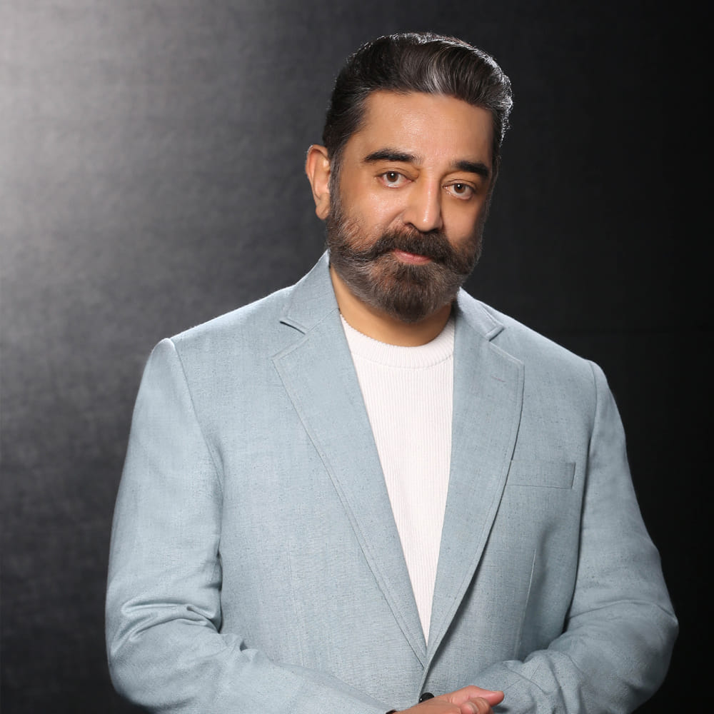 Kamal Haasan: విక్రమ్ విజయం తర్వాత వరస సినిమాలతో బిజీ అయిపోయారు కమల్ హాసన్. ఇప్పటికే ఇండియన్ 2తో బిజీగా ఉన్న ఈయన.. నెక్ట్స్ హెచ్ వినోద్ దర్శకత్వంలో నటించబోయే సినిమా కోసం ఐరన్ ఆర్మ్స్ ట్రైనింగ్ మొదలు పెట్టారు. వలిమై, తునివు లాంటి సినిమాలతో వినోద్‌కు తమిళనాట క్రేజ్ వచ్చింది. 