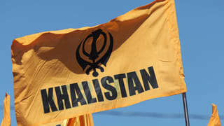 Cool Drinks: కూల్‌డ్రింక్స్ ఎక్కువగా తీసుకుంటున్నారా ? అయితే ప్రమాదంలో పడ్డట్లే